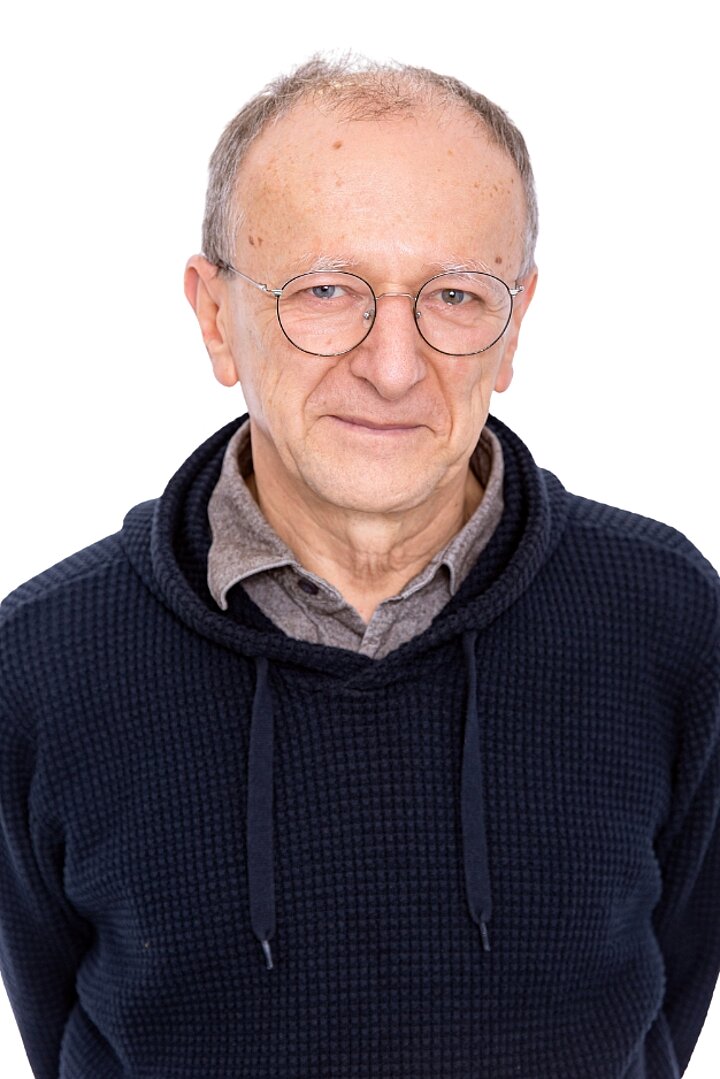 prof. dr hab. Zbigniew Pasek