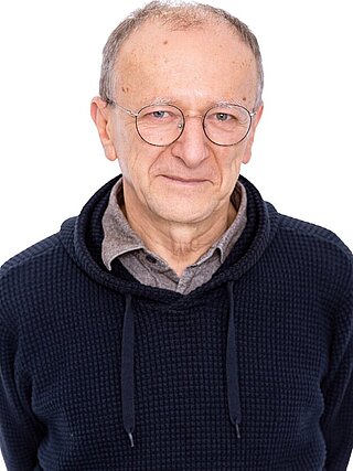 prof. dr hab. Zbigniew Pasek