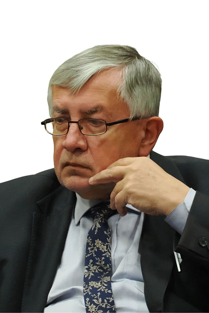 prof. dr hab. Tadeusz Gadacz